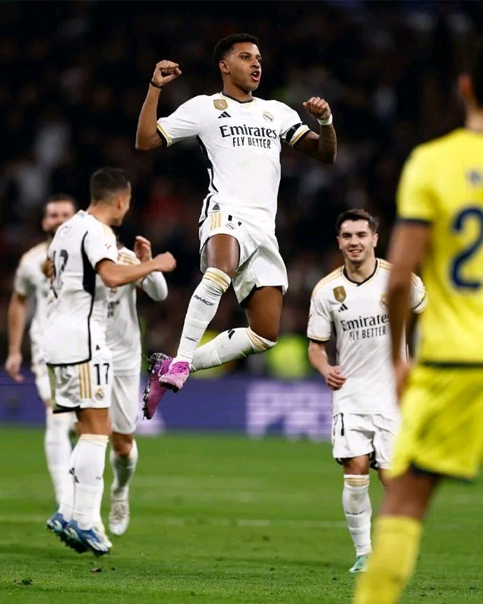 关于赫罗纳多点开花，全队团结一心取得胜利的信息